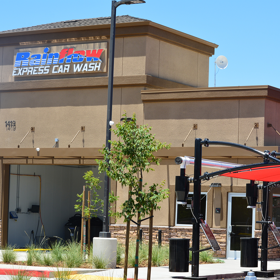 RainFlow car wash exterior